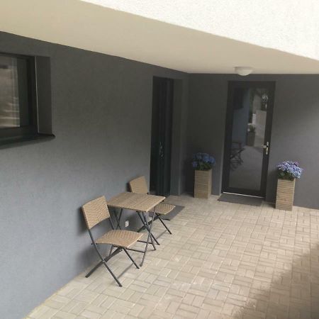 Nerudovka Apartment Karlovy Vary Luaran gambar